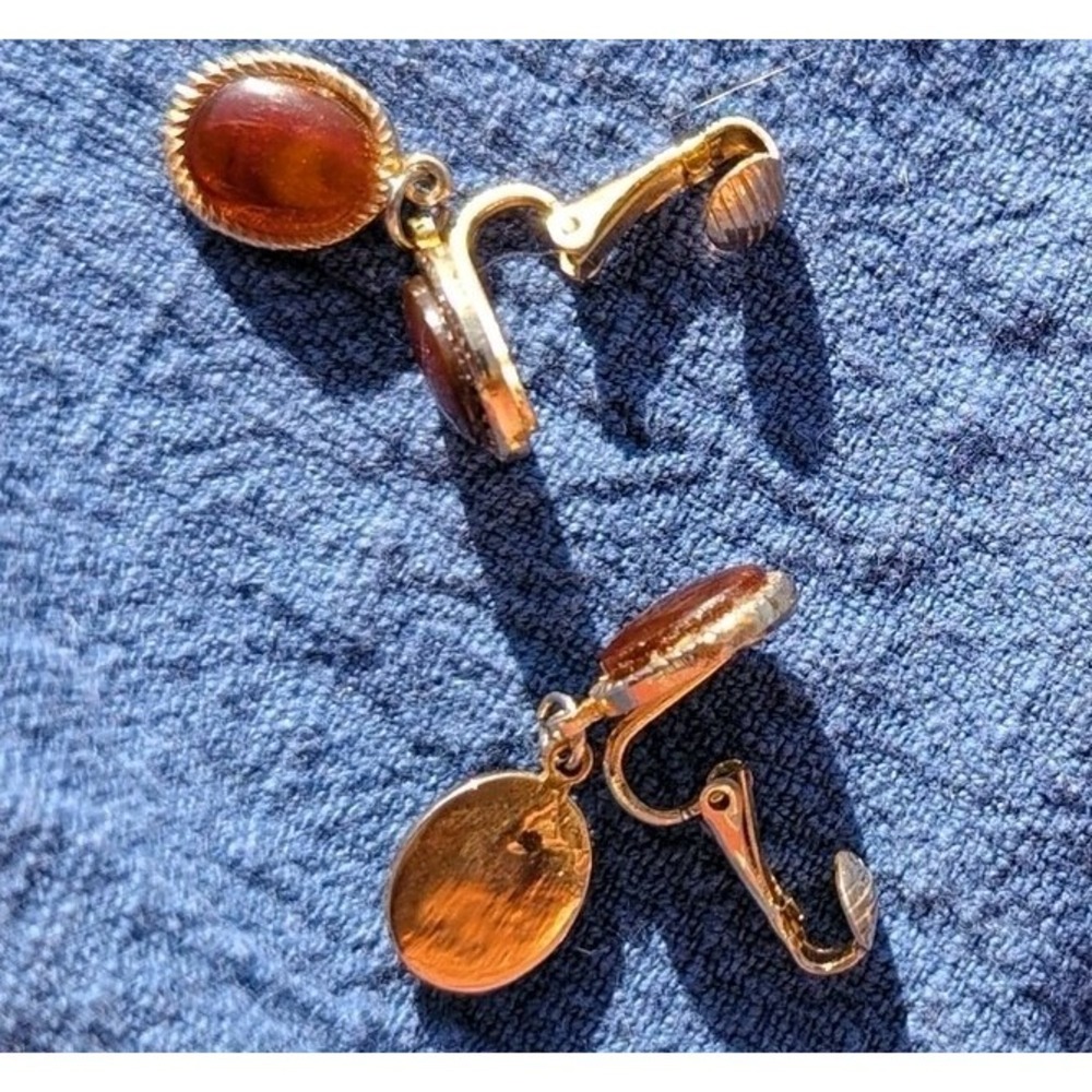 VTG Clip On! Faux‎ Amber Dangle Earrings 3/4" Gold And Brown Dainty Boho - Picture 4 of 5